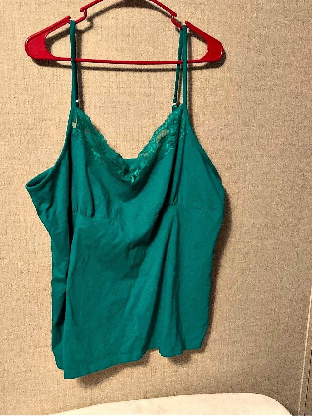 Mossimo Supply Co. Lace Trim Camisole in Green Like New